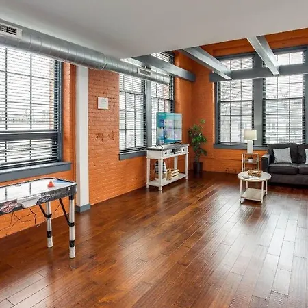 Ferienwohnung Centric Modern Loft W/ King Beds